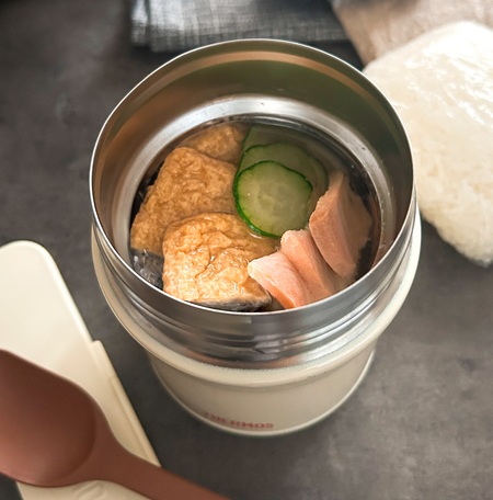 スープジャー鮭茶漬けの出来上がり